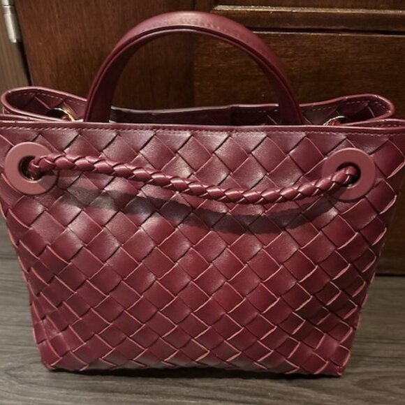 New Bottega Veneta Burgundy Small Andiamo Bag - Picture 6 of 11